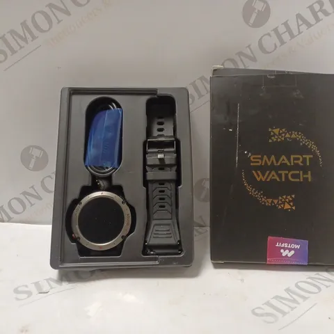 BOXED UNBRANDED SMART WATCH IN BLACK