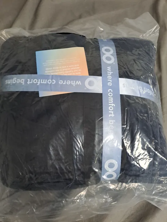 SEALED OODIE HOODED OVERSIZED BLANKET