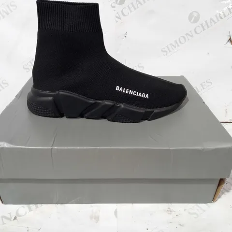 BOXED PAIR OF BALENCIAGA SHOES IN BLACK UK SIZE 5