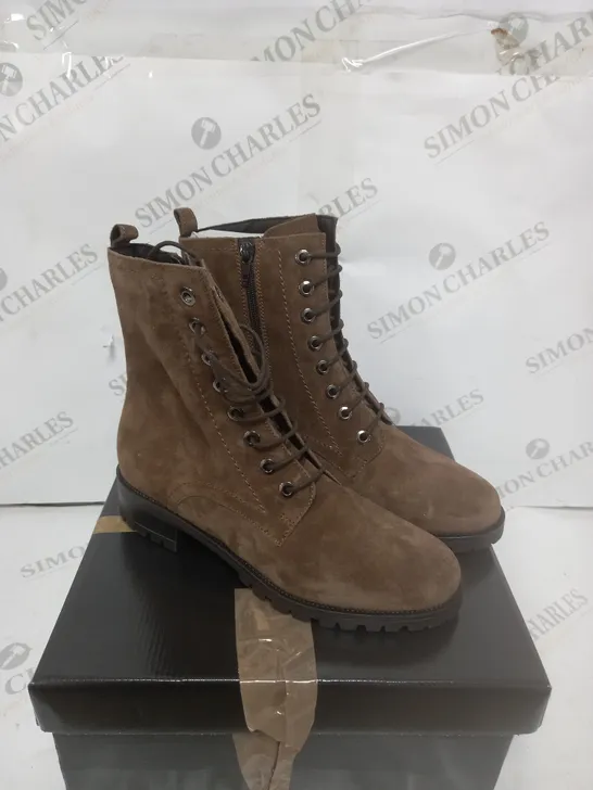 BOXED DUNE LONDON HIKINH BOOT TAUPE SIZE 6