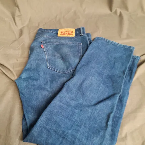 LEVI STRAUSS & CO 511 JEANS W36 L32