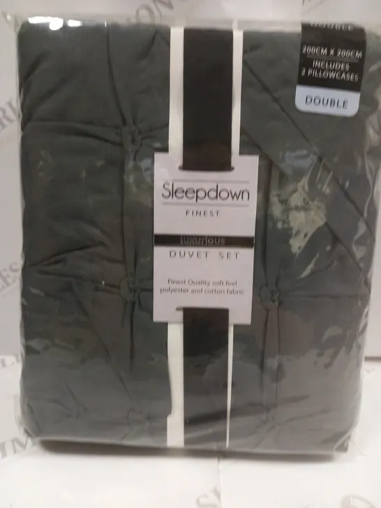 SLEEPDOWN LUXURIOUS DUVET SET - DOUBLE