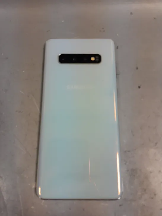 SAMSUNG GALAXY S10 SMARTPHONE 