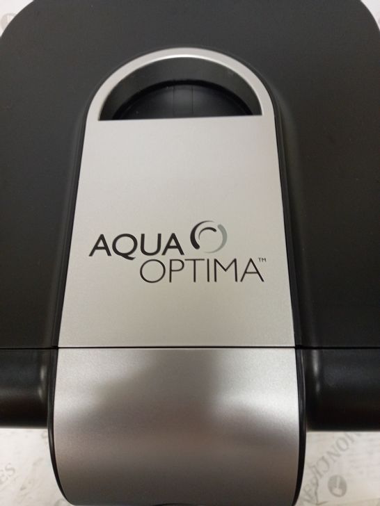 AQUA OPTIMA LUMI CHILLER