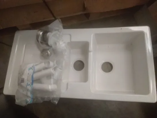 RANGE MASTER WHITE CERAMIC SINK AND DRAINER