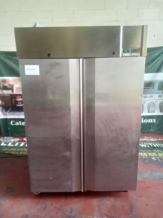 COMMERCIAL DOUBLE DOOR TALL FRIDGE 