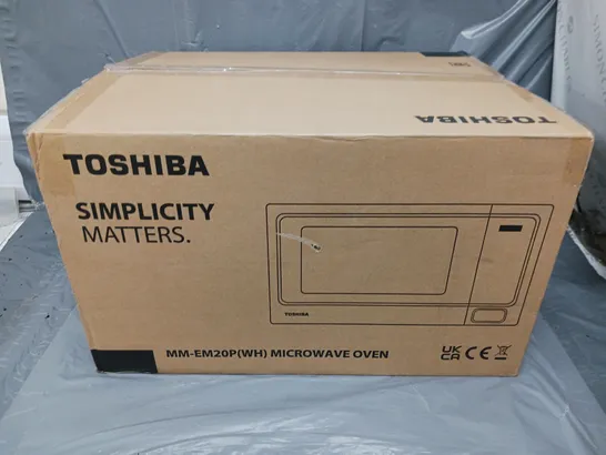 BOXED TOSHIBA MICROWAVE OVEN IN WHITE