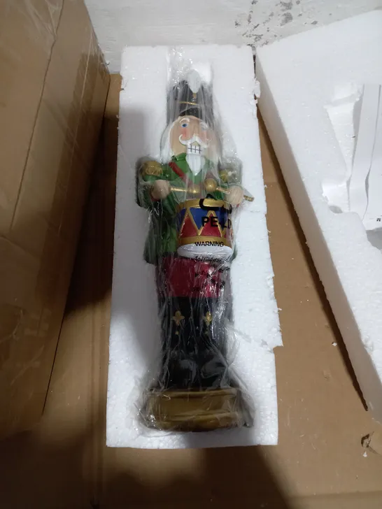 FESTIVE TRADITIONAL PRE-LIT NUTCRACKER