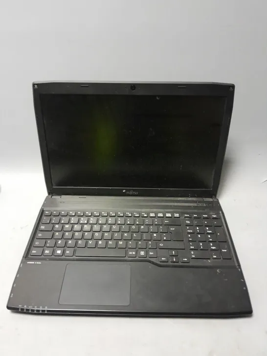 FUJITSU LIFEBOOK A544 15 INCH I5-4210M 2.60GHZ