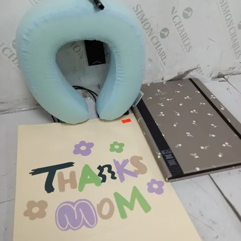 LARGE QUANTITY OF ASSORTED ITEMS TO INCLUDE THANKS MOM TOTE BAGS, NECK PILLOW, A4 PAD, ETC