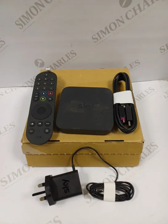 BOXED SKY IP061-EF-ANT STREAMING BOX