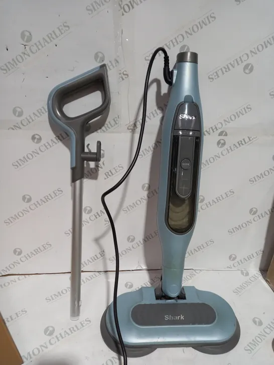 BOXED SHARK S6002UK STEAM FLOOR MOP - COLLECTION ONLY