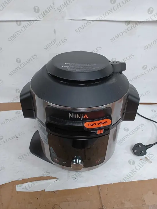 NINJA FOODI SMARTLID 7.5L MULTI COOKER & AIR FRYER