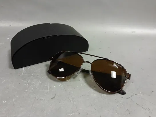 PRADA 4021 AVIATOR FRAME SUNGLASSES 