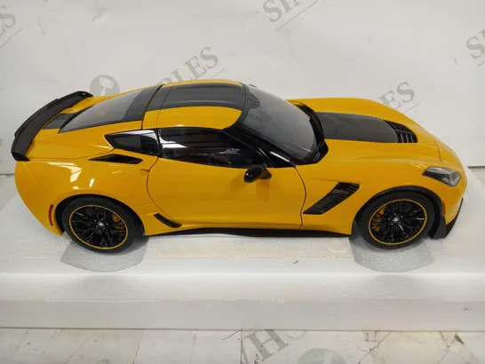 AUTOART 1:18 SCALE CHEVROLET CORVETTE C7 Z06 IN YELLOW