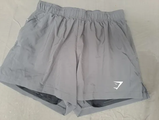 GYM SHARK 2-IN-1 SHORTS IN GREY/BLACK SIZE LARGE