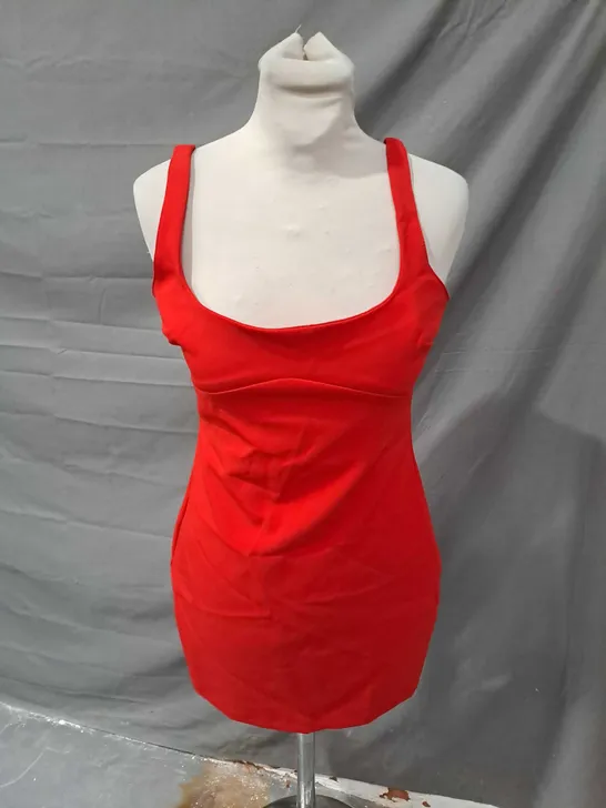 ZARA SHORT RED DRESS SIZE M