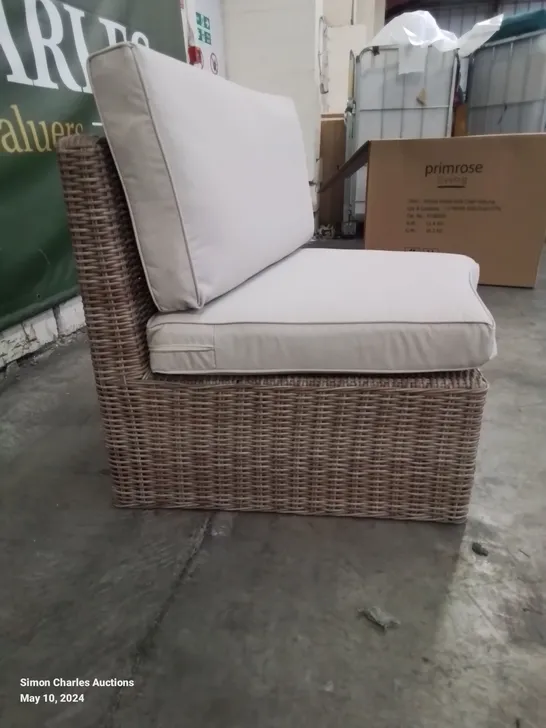 BOXED PRIMROSE LIVING ARCHED MIDDLE SOFA CHAIR IN NATURAL COLOUR 