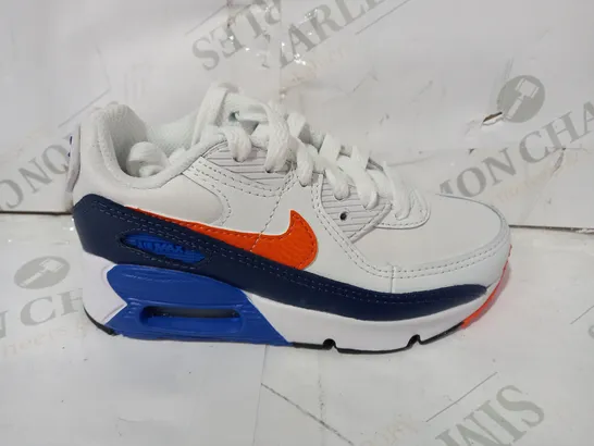 BOXED PAIR OF DESIGNER CHILDREN'S SHOES IN THE STYLE OF NIKE IN WHITE/ORANGE/BLUE UK SIZE 10.5