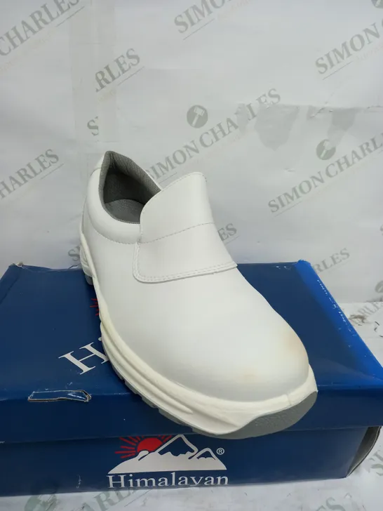 HIMALAYAN WHITE SLIP ON DAFETY SHOE - SIZE 12