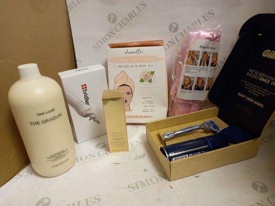 LOT OF APPROXIMATELY 20 ASSORTED HEALTH & BEAUTY ITEMS, TO INCLUDE SENSAI, TAN-LUXE, GILETTE, ETC