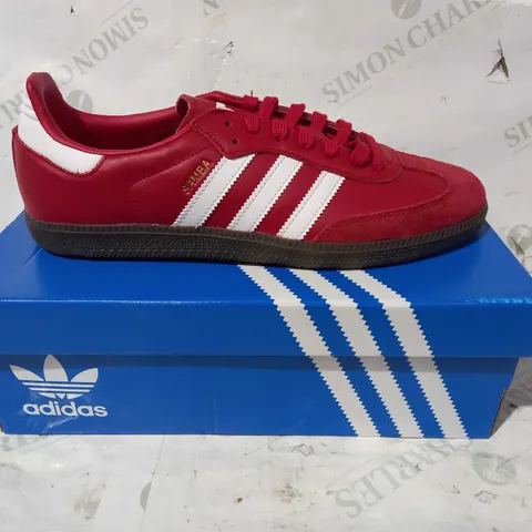 BOXED PAIR OF ADIDAS SAMBA TEAM SHOES IN RED/WHITE UK SIZE 9