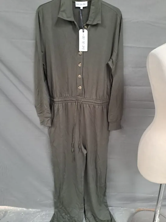 OUT OF OFFICE LADIES OLIVE GREEN JUMPSUIT SIZE L