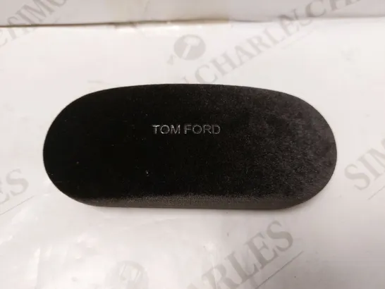 TOM FORD BLACK VELVET GLASSES CASE 