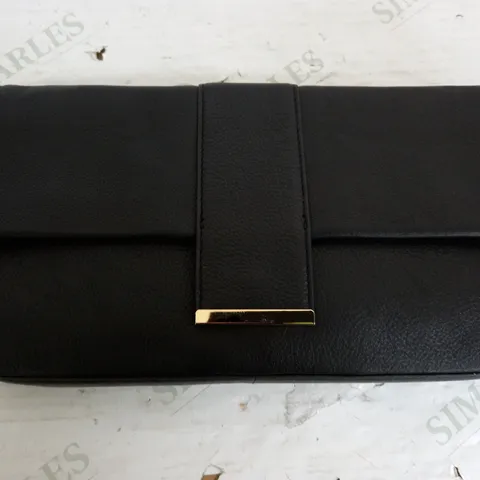 RUTH LANGSFORD HAND BAG IN BLACK 