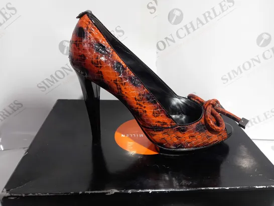 BOXED PAIR OF KAREN MILLEN ORANGE SHOES SIZE EU 37.5