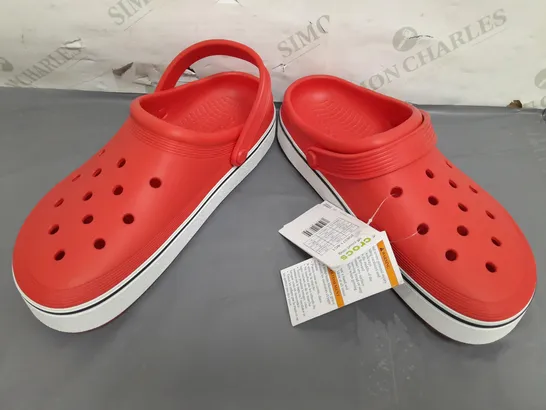 PAIR OF CROCS OFF COURT CLOGS IN RED UK M9/W10