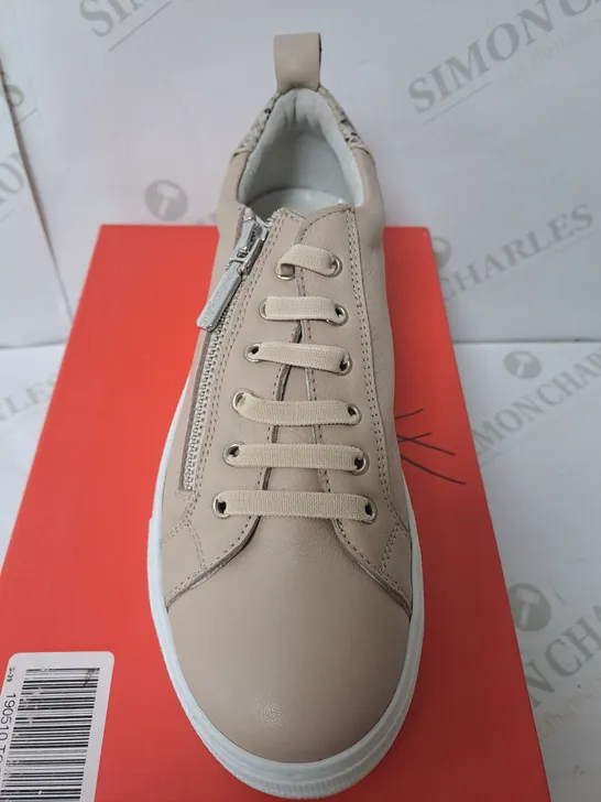 BOXED PAIR OF RUTH LANGSFORD ZIP DETAIL BEIGE LEATHER TRAINERS - SIZE 5