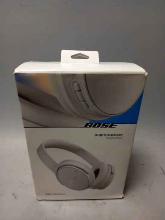 BOXED BOSE QUIETCOMFORT HEADPHONES