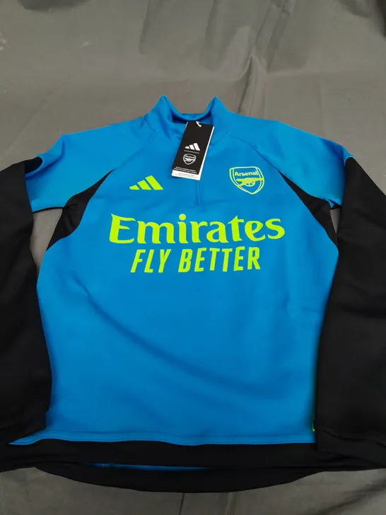 ADIDAS ARSENAL FOOTBALL CLUB QUARTER ZIP - SIZE 9-10 YEARS