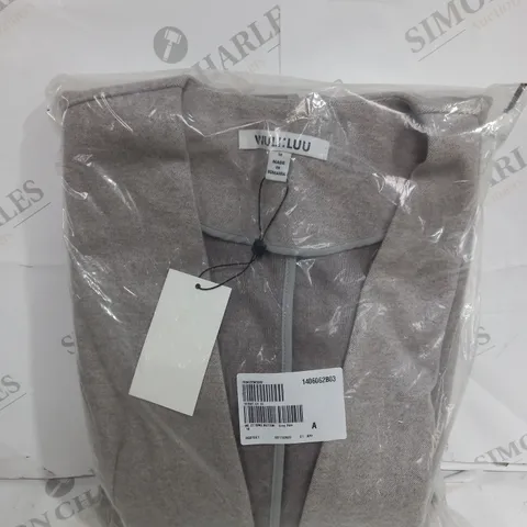 WULI:LUU SING BUTTON GRAY SIZE 10