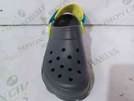 BOXED PAIR OF CROCS  CLASSIC ALL TERRAIN KIDS CLOGS IN SLATE GREY UK SIZE J3