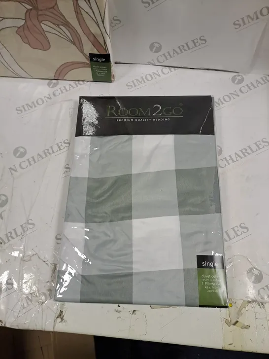 BOX OF 5 ASSORTED RROM2GO BEDDINGS SINGLE BED 