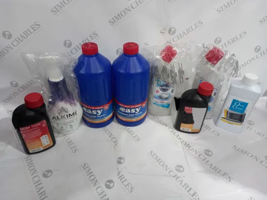 APPROXIMATELY 10 ASSORTED HOUSEHOLD GOODS TO INCLUDE MC3+, EASY THICK BLEACH, AND ECOZONE CLEANER GEL ETC. 