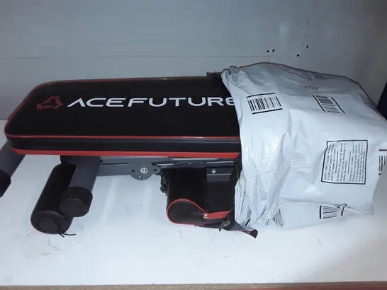 UNBOXED ACE FUTURE EXERCISE BENCH