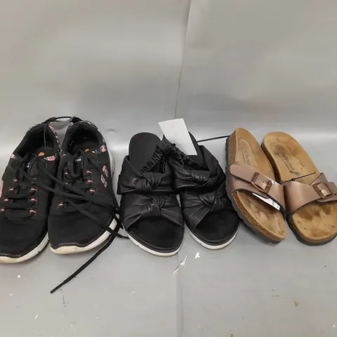 BOX OF APPROX 4 ASSORTED SHOES 