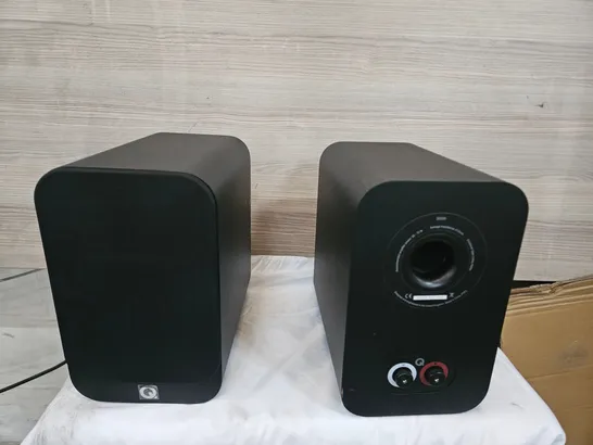 Q ACOUSTICS Q3020I WALNUT STANDMOUNT SPEAKERS