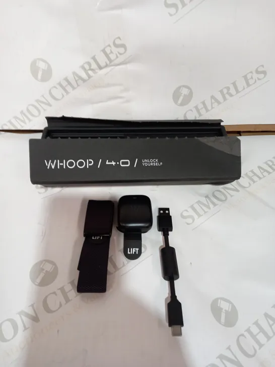 WHOOP 4.0 HEALTH DATA FITNESS STRAP 