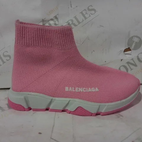 BOXED PAIR OF BALENCIAGA CHILDREN'S SHOES IN PINK EU SIZE 26