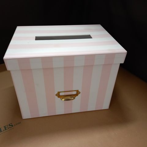 PINK & WHITE LETTERBOX BOX - 37X28X28CM