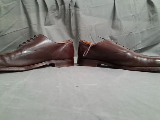 PAIR OF CHEANEY BROWN LEATHER SHOES SIZE UK 8