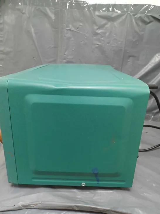 SWAN 20L NORDIC 800W MICROWAVE IN GREEN 