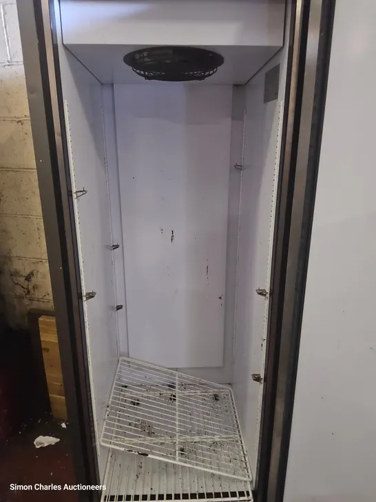 FISTER TALL COMMERCIAL FRIDGE FSL 400H