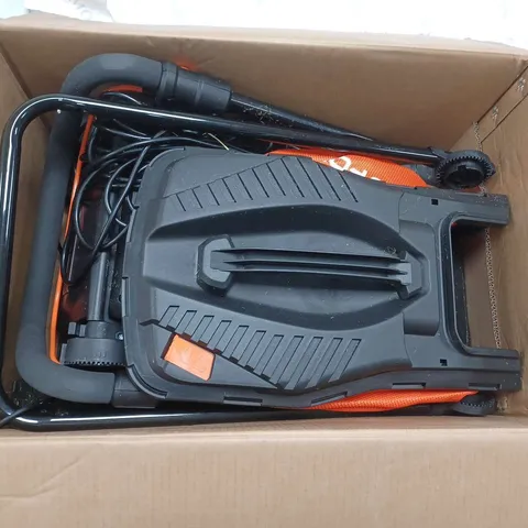 BOXED YARD FORCE ELECTRIC LAWNMOWER 