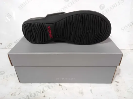 BOXED PAIR OF VIONIC SANDALS IN BLACK UK SIZE 6