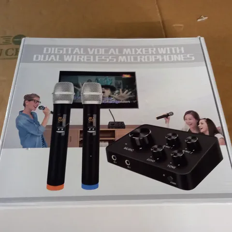 BOXED DIGITAL VOCAL MIXER WITH DUAL WIRELESS MICROPHONES